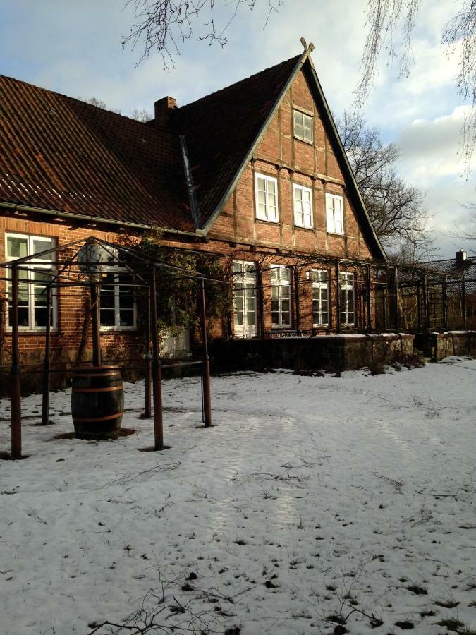 Privatzimmer Alte Schule Suderburg Exterior photo