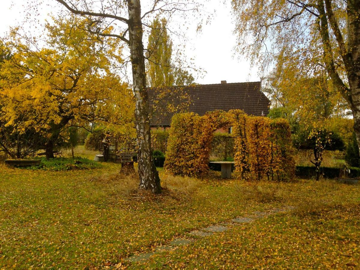 Privatzimmer Alte Schule Suderburg Exterior photo